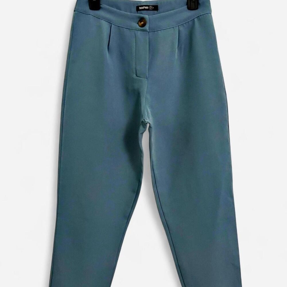 Boohoo Women's Blue Blazer and Pant Suit Set - Picture 4 of 8